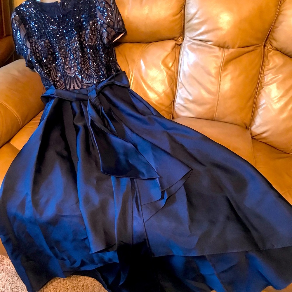 Blue dress with sequins